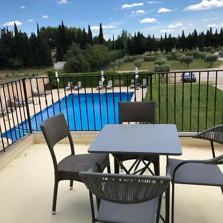 Hotel Terriciae Aux Portes De Les Alpilles