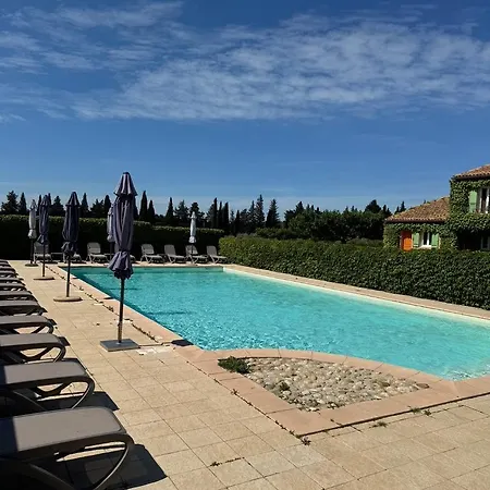 Terriciae Aux Portes De Les Alpilles Hotel