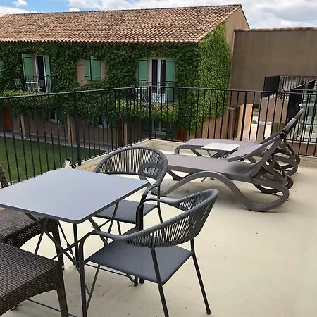 Terriciae Aux Portes De Les Alpilles 호텔 3*