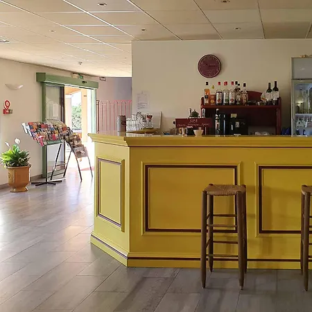 Terriciae Aux Portes De Les Alpilles 호텔 3*