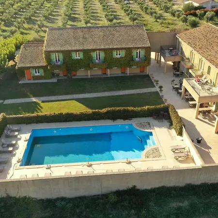 Terriciae Aux Portes De Les Alpilles Hotel