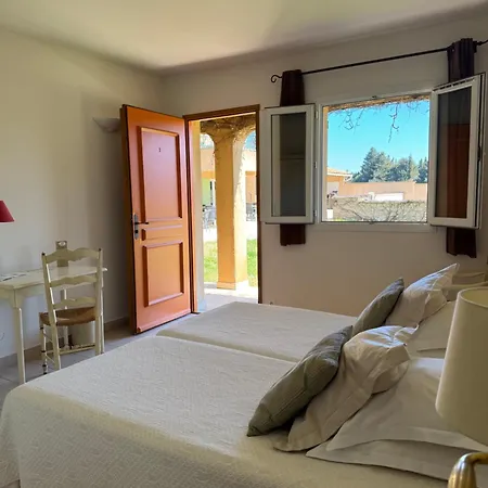 Terriciae Aux Portes De Les Alpilles