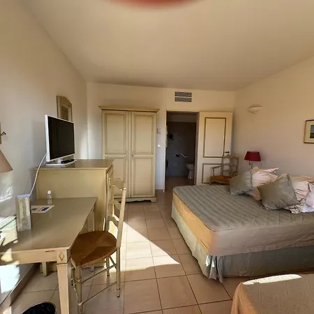 Terriciae Aux Portes De Les Alpilles 호텔